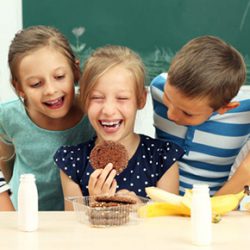 子どもに良い食事と栄養【 part２】子どものおやつについて見直そう！